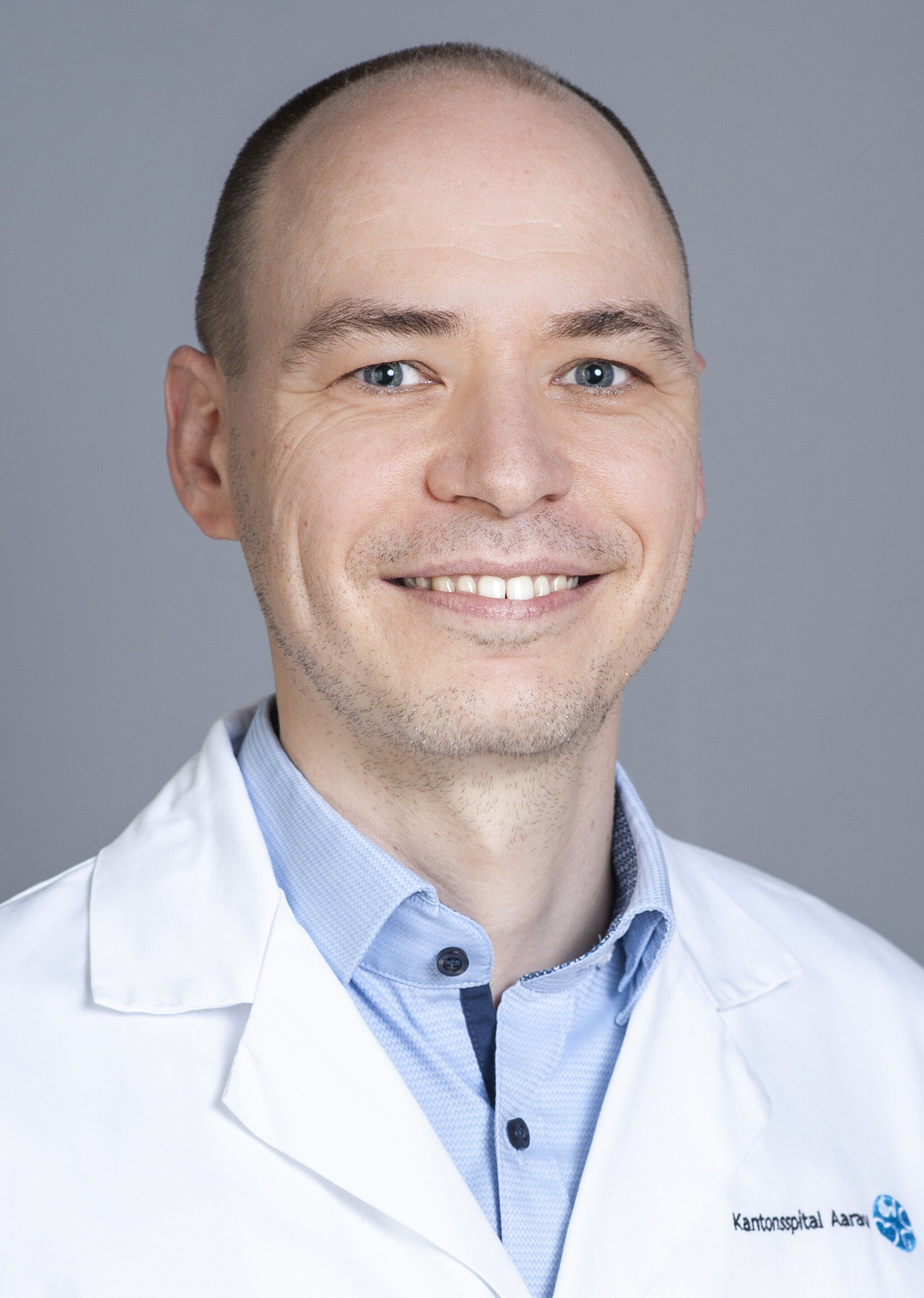 Dr. med. Tobias Piroth, Oberarzt mbF Neurologie / Leiter Bewegungsstörungen und Kognition